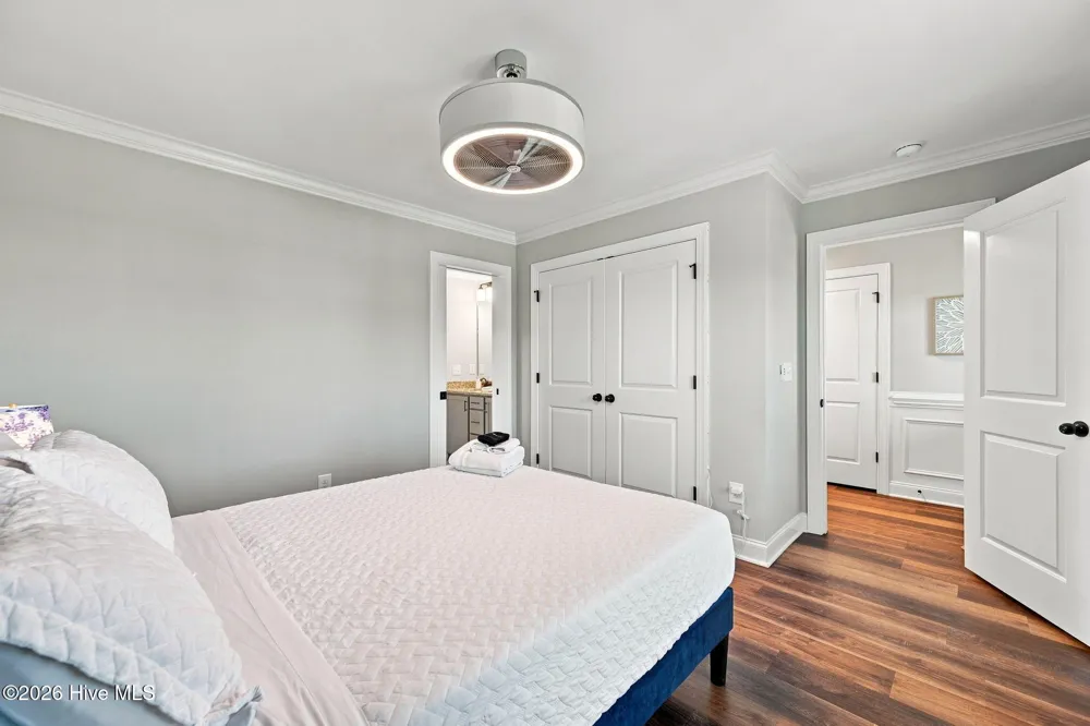 33 Sandy Lane Surf City, NC 28445