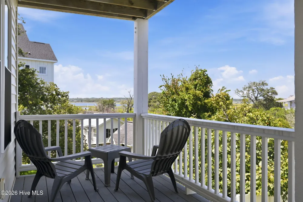 33 Sandy Lane Surf City, NC 28445