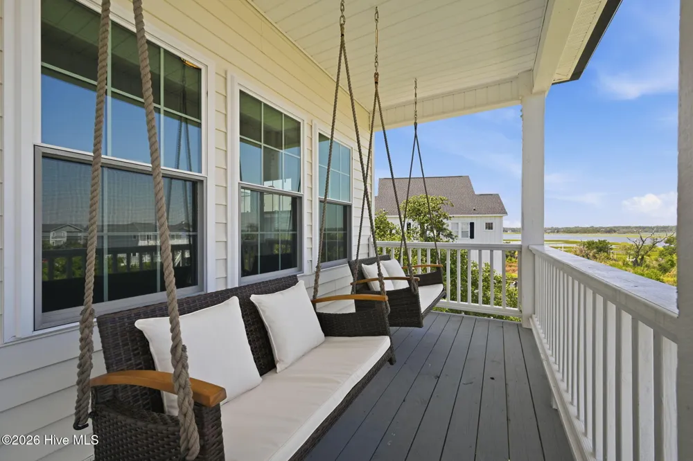 33 Sandy Lane Surf City, NC 28445