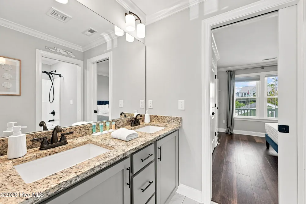 33 Sandy Lane Surf City, NC 28445