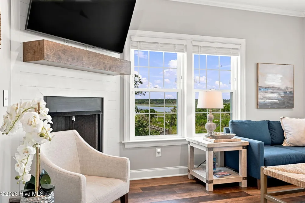 33 Sandy Lane Surf City, NC 28445