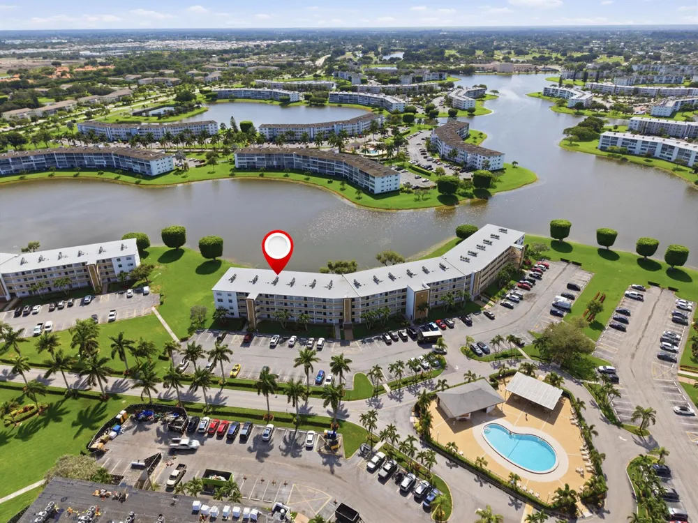 2069 Guildford D #D Boca Raton, FL 33434