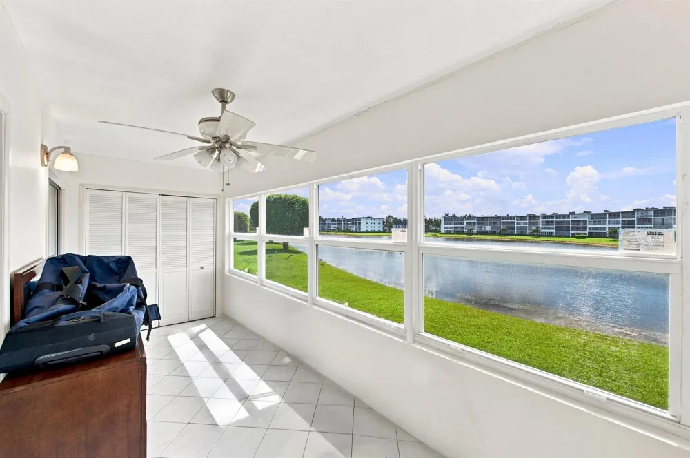 2069 Guildford D #D Boca Raton, FL 33434