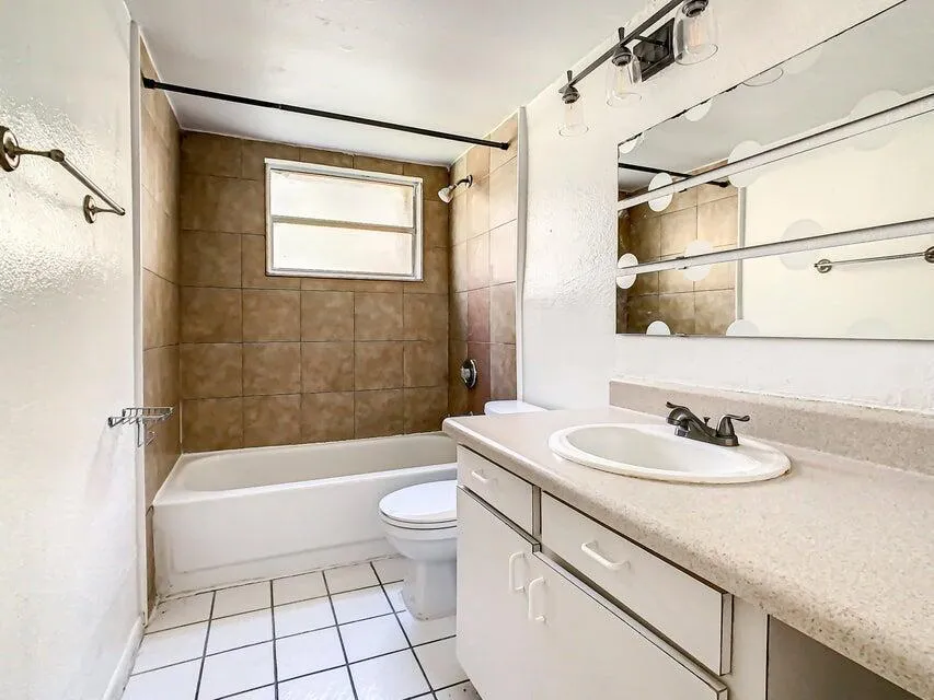 714 MICHIGAN COURT #2 