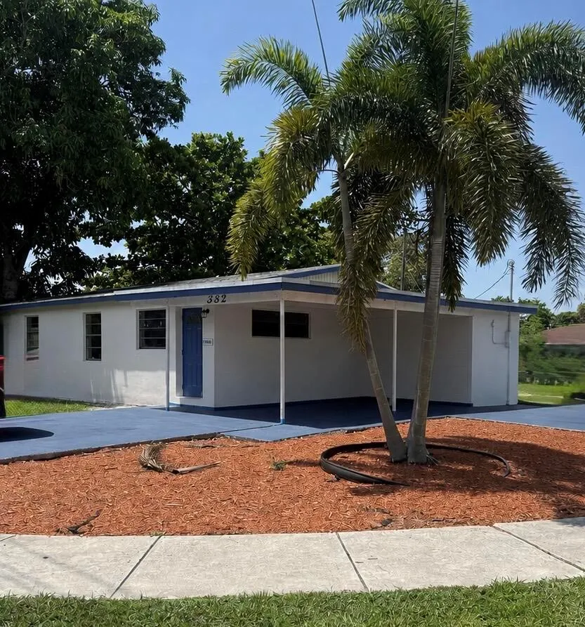 332 NW 10TH AVENUE Delray Beach, FL 33444