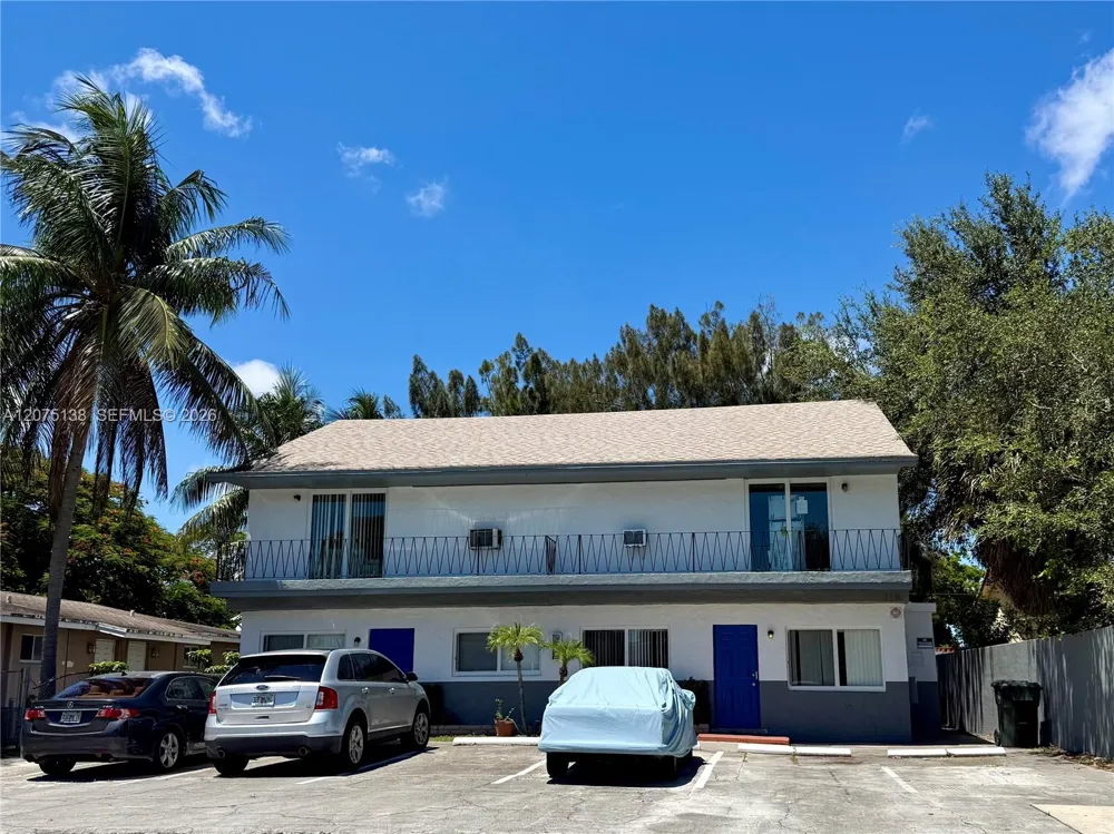 119 NW 43rd Ct #4A Oakland Park, FL 33309