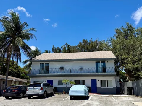 119 NW 43rd Ct #4A