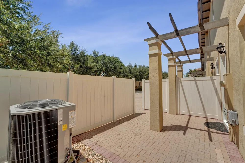 1326 SW 147TH TERRACE Pembroke Pines, FL 33027