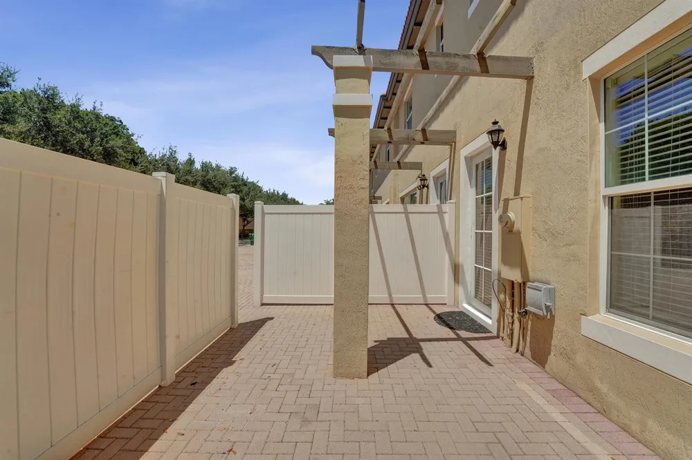 1326 SW 147TH TERRACE Pembroke Pines, FL 33027