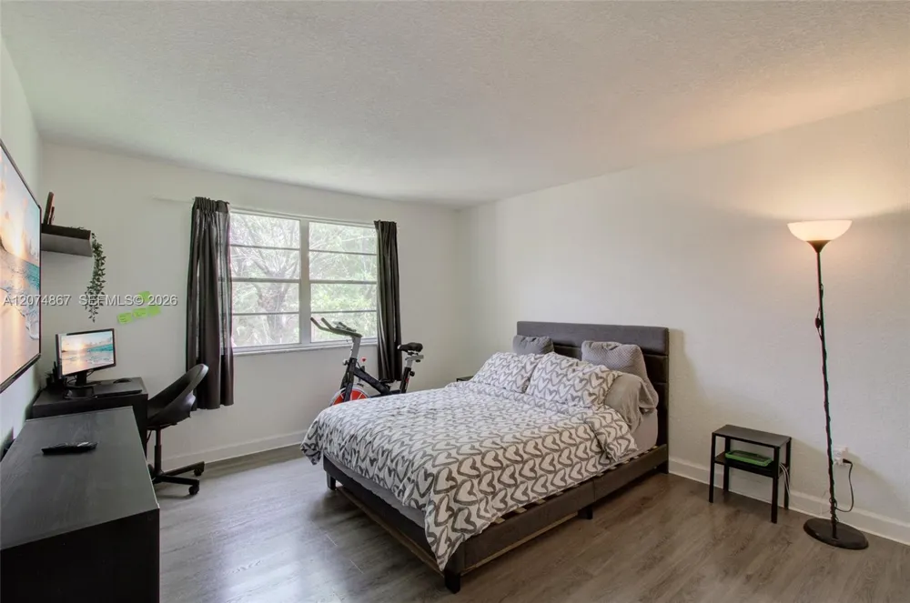 4610 NW 79th Ave #2D Doral, FL 33166