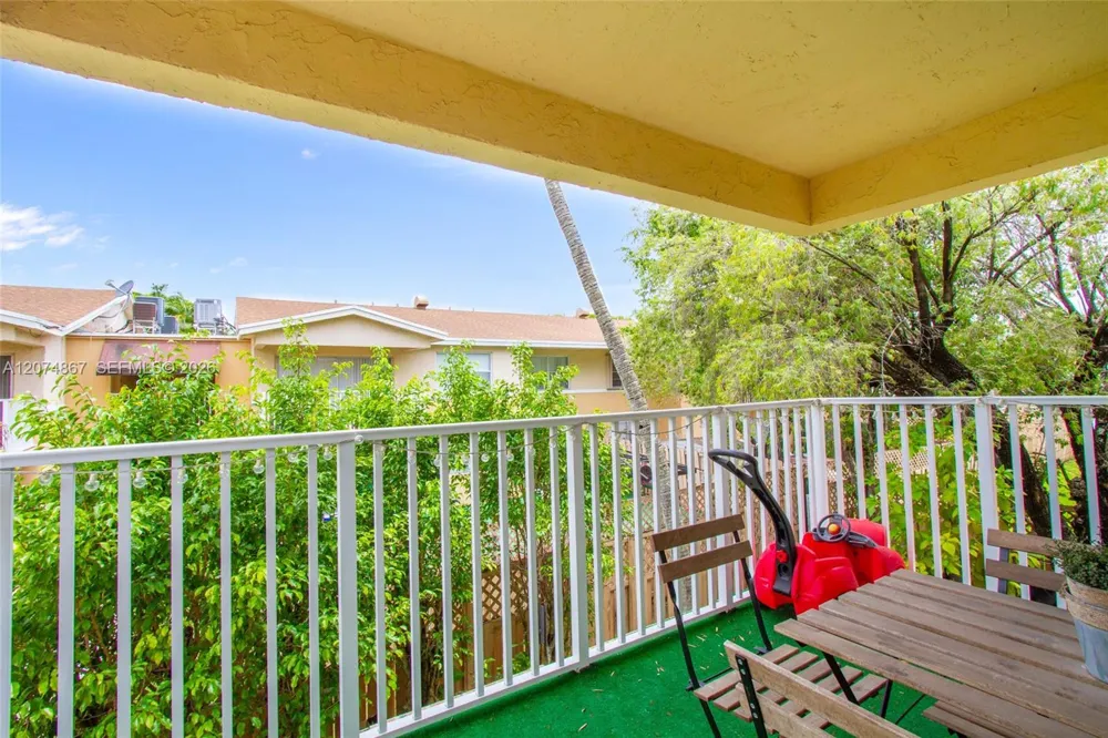4610 NW 79th Ave #2D Doral, FL 33166