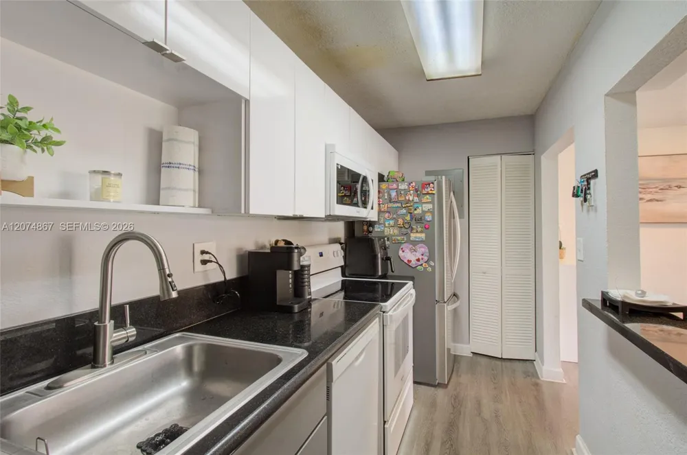 4610 NW 79th Ave #2D Doral, FL 33166
