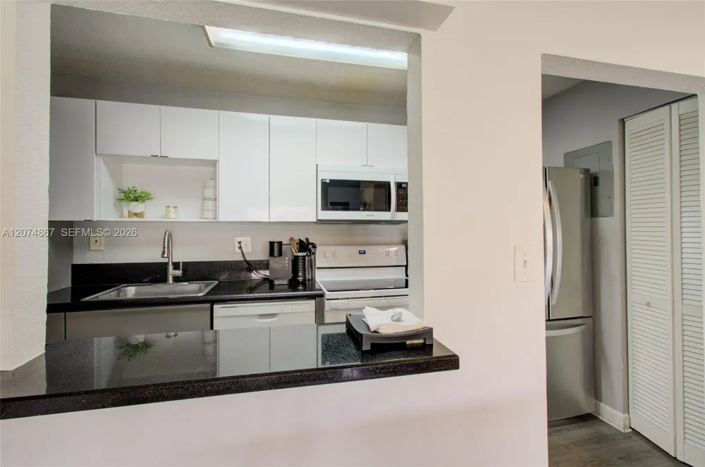 4610 NW 79th Ave #2D Doral, FL 33166