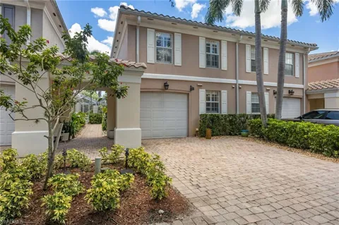5429 Cove Circle #109