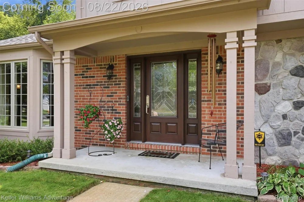 29582 English Way Novi City, MI 48377