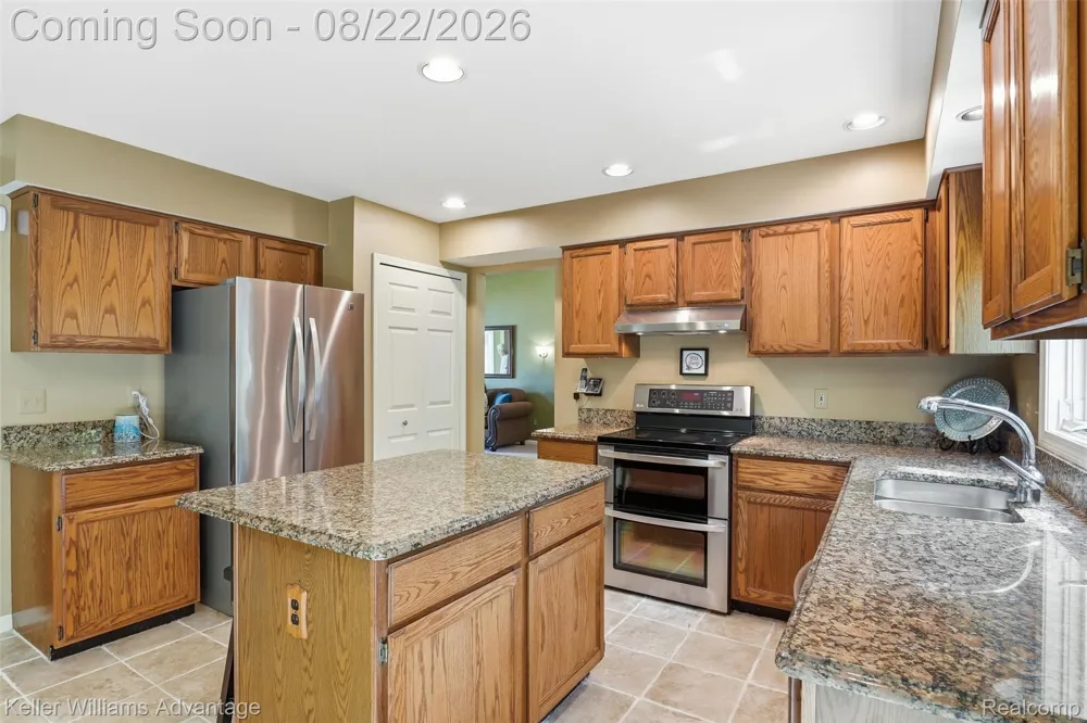 29582 English Way Novi City, MI 48377