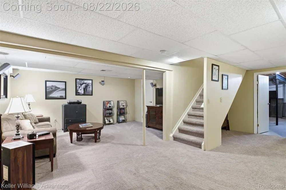 29582 English Way Novi City, MI 48377