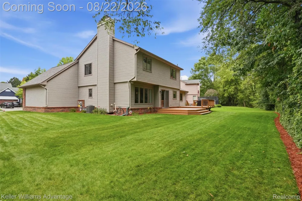 29582 English Way Novi City, MI 48377