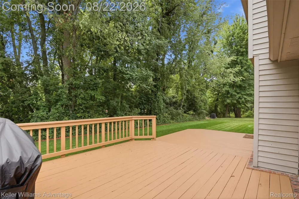 29582 English Way Novi City, MI 48377