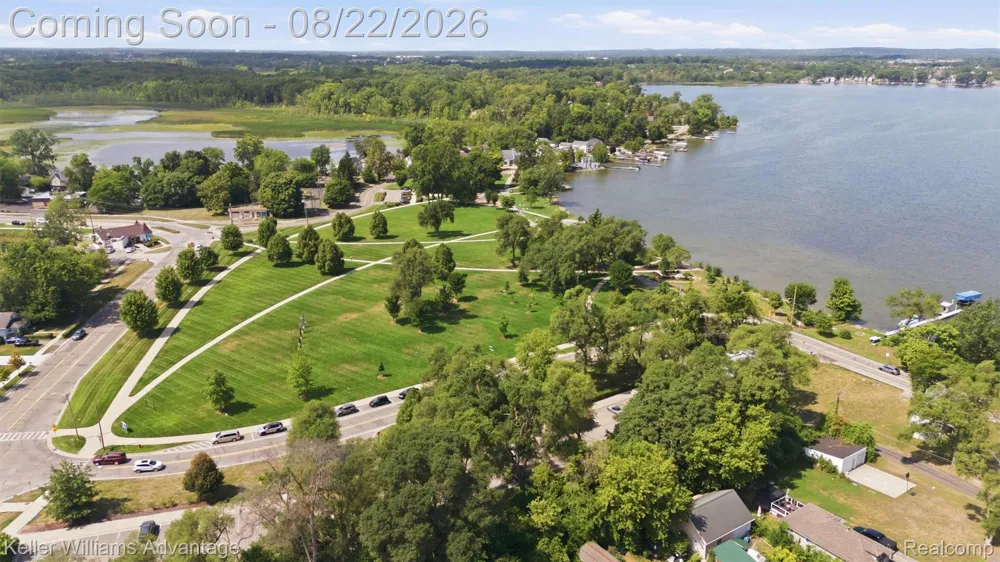 29582 English Way Novi City, MI 48377