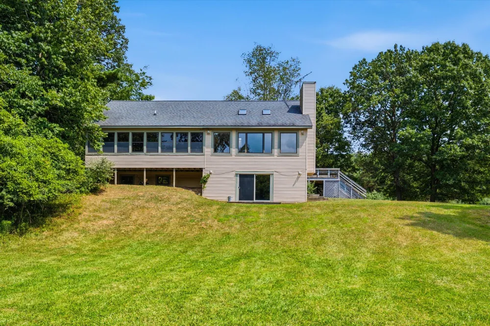 11144 Horton Road Groveland Township, MI 48442