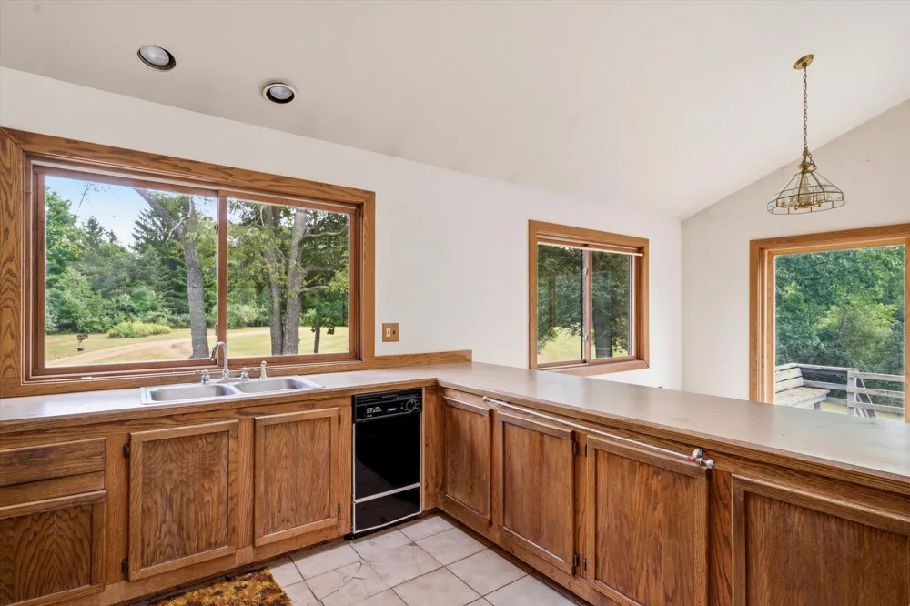 11144 Horton Road Groveland Township, MI 48442