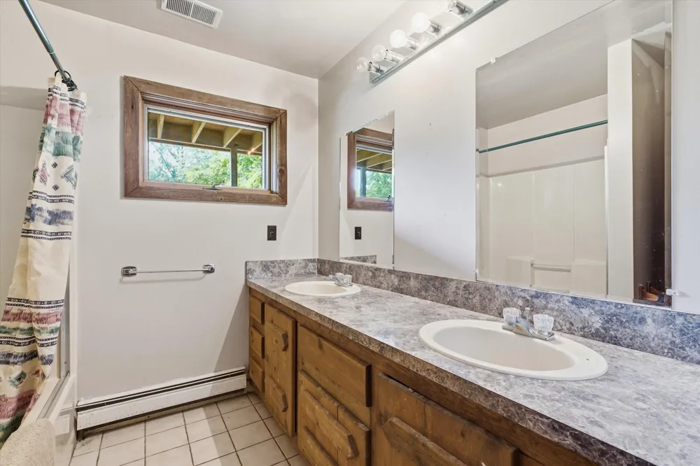11144 Horton Road Groveland Township, MI 48442
