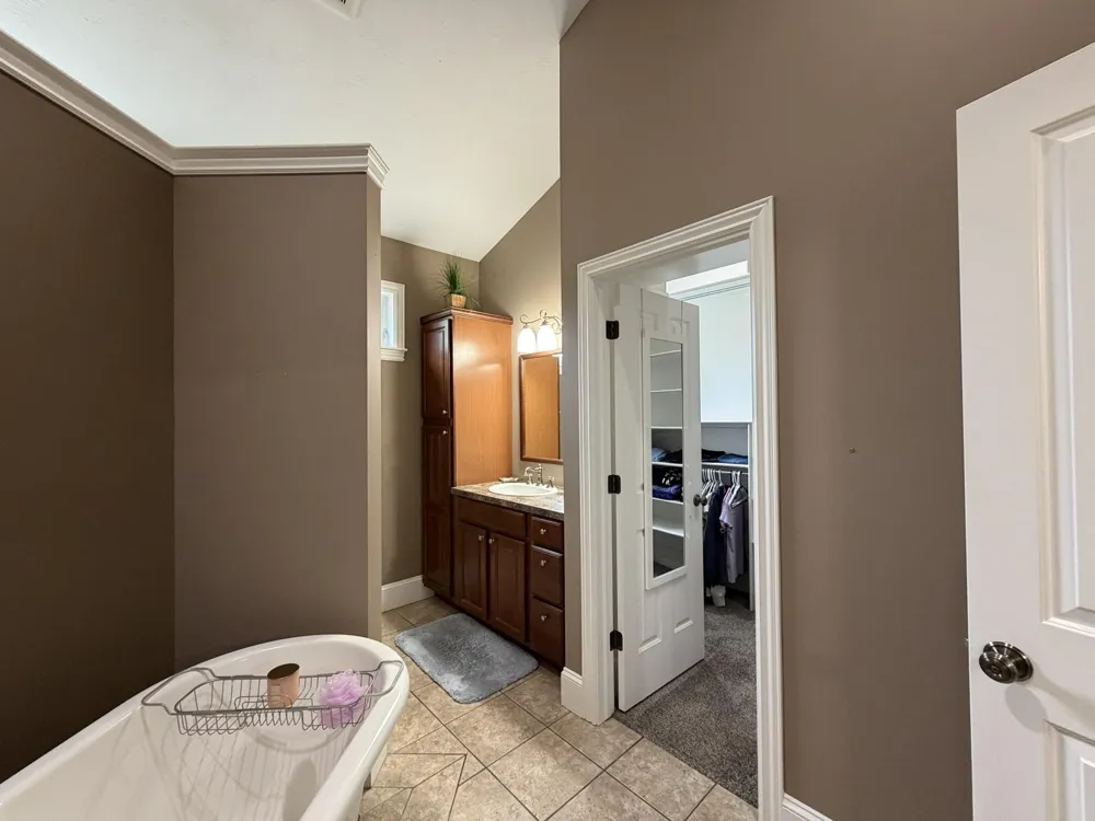 7809 Golf Meadows Drive SE Caledonia Township, MI 49316