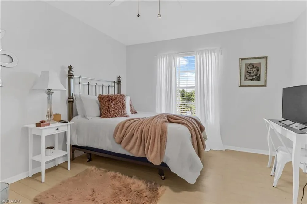 2018 Morning Sun Lane Naples, FL 34119