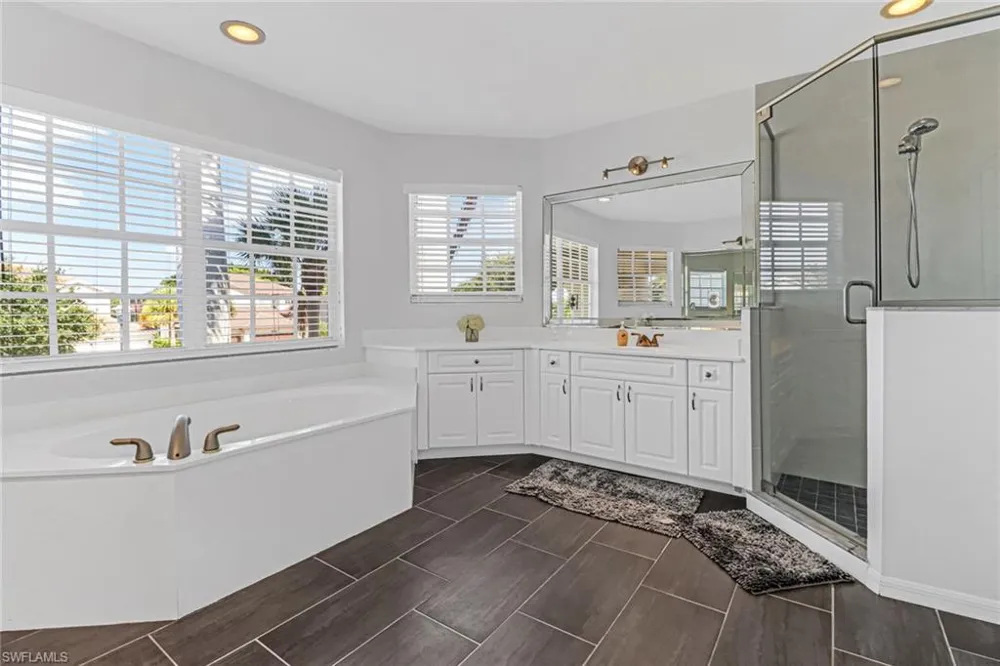 2018 Morning Sun Lane Naples, FL 34119