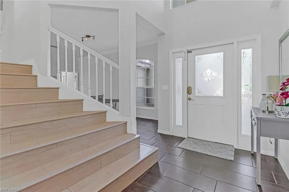 2018 Morning Sun Lane Naples, FL 34119