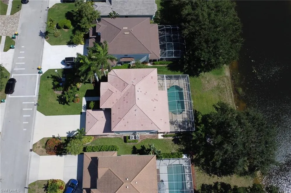 2018 Morning Sun Lane Naples, FL 34119