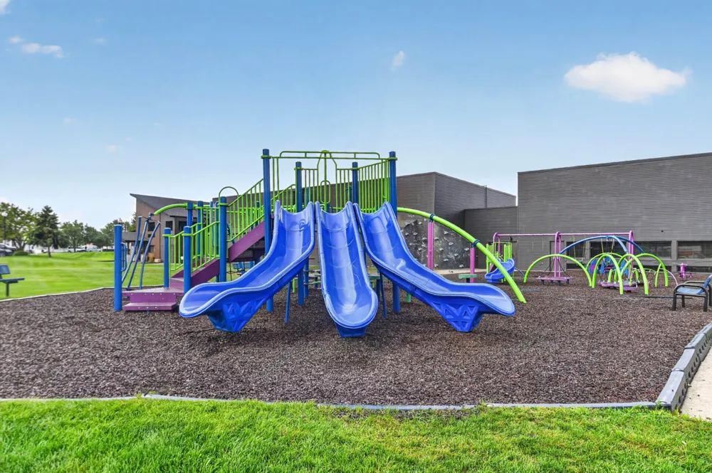 46561 Beau Jardin Drive Macomb Township, MI 48044