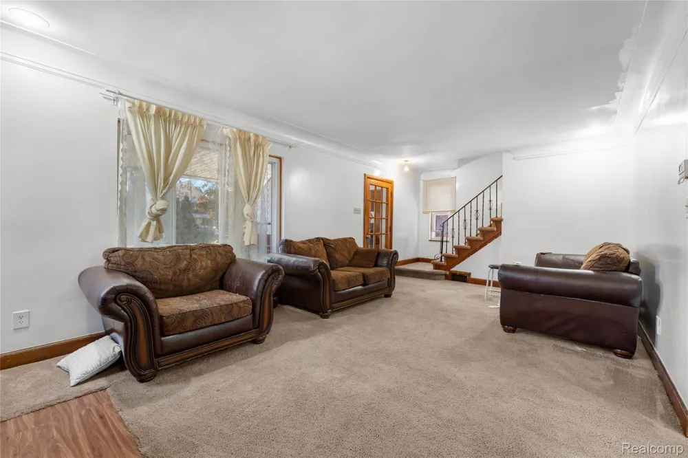 7841 E Morrow Circle Dearborn City, MI 48126