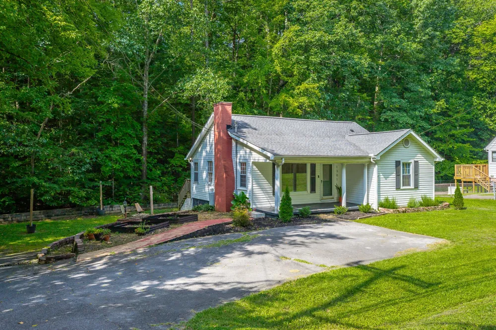 1301 Harrison Pike Cleveland, TN 37311