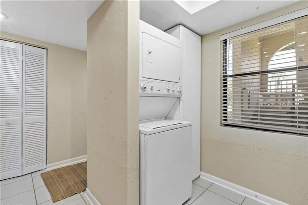 8445 CHARTER CLUB CIRCLE #3 Fort Myers, FL 33919