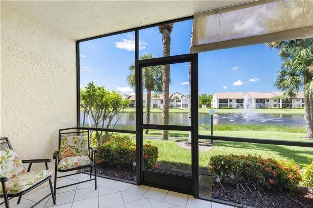 8445 CHARTER CLUB CIRCLE #3 Fort Myers, FL 33919