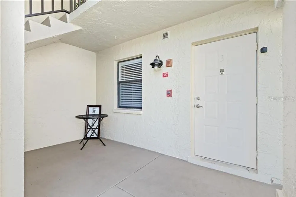 8445 CHARTER CLUB CIRCLE #3 Fort Myers, FL 33919