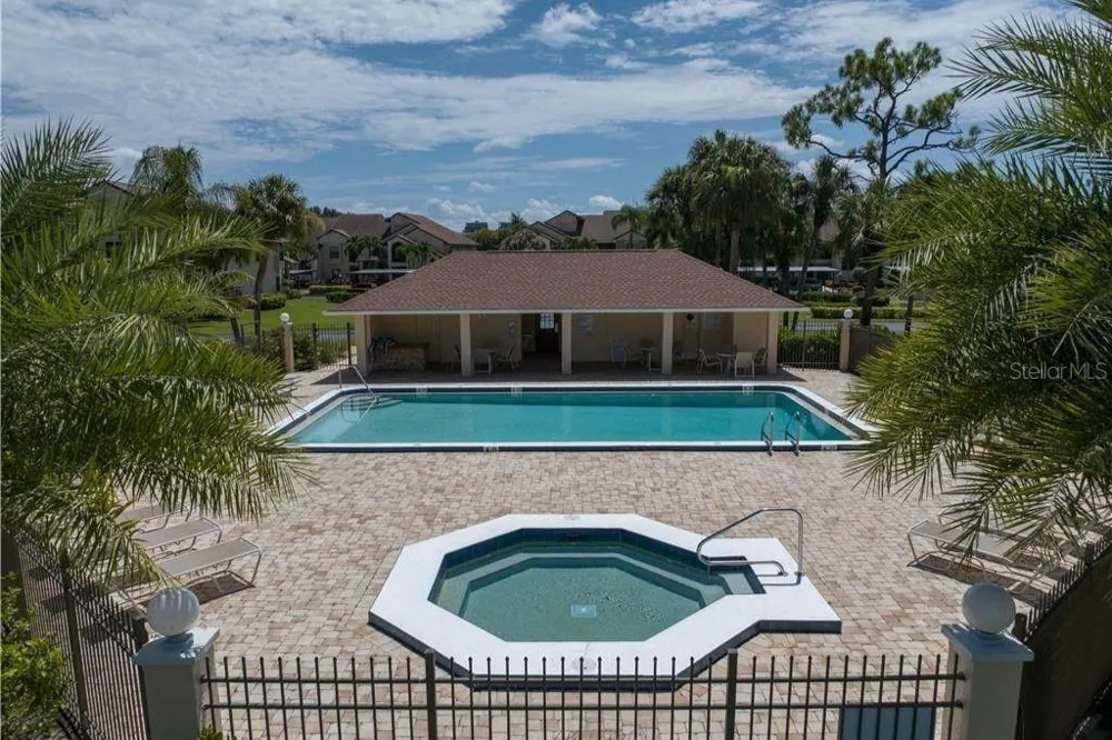8445 CHARTER CLUB CIRCLE #3 Fort Myers, FL 33919