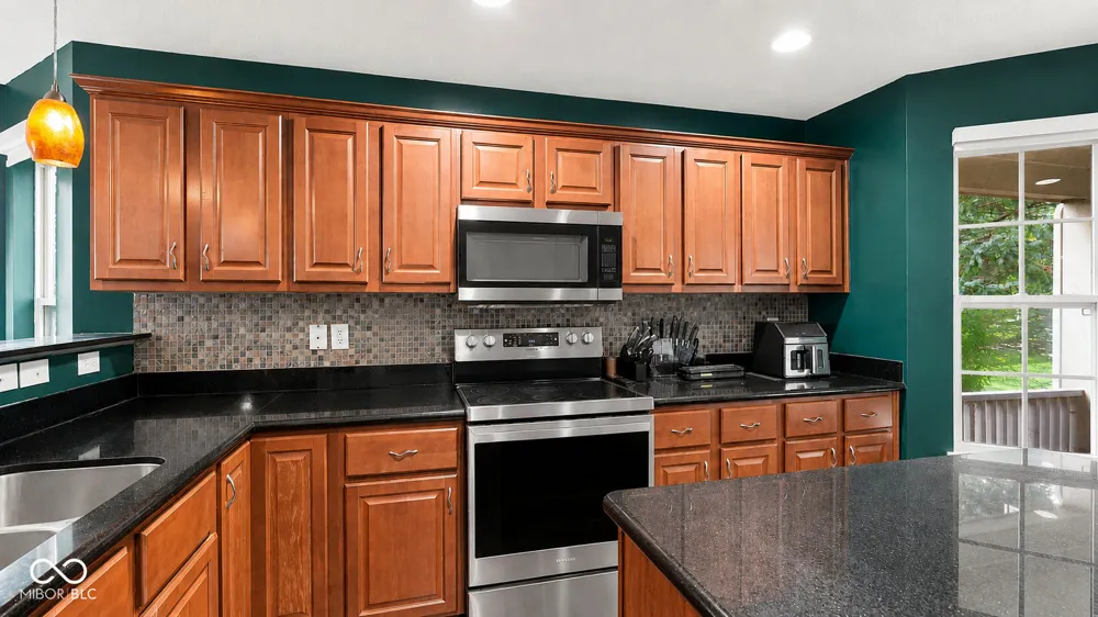 2535 Deer Creek Anderson, IN 46011