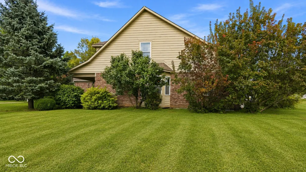 2535 Deer Creek Anderson, IN 46011