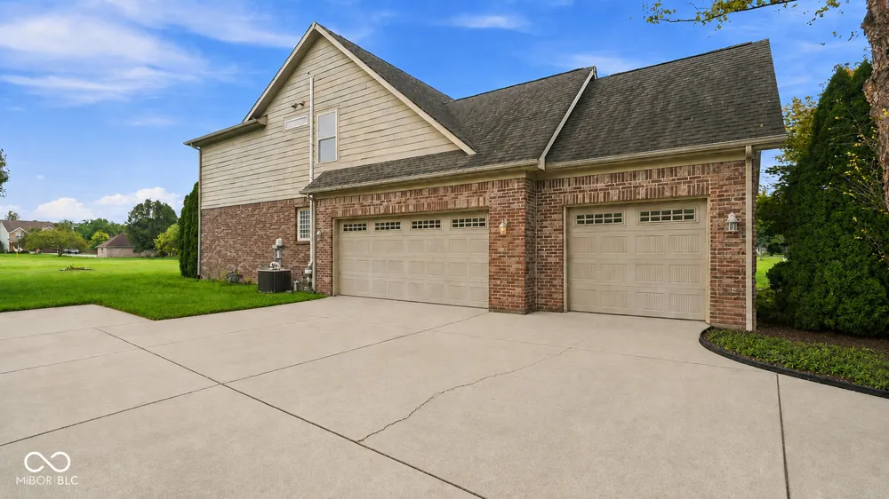 2535 Deer Creek Anderson, IN 46011