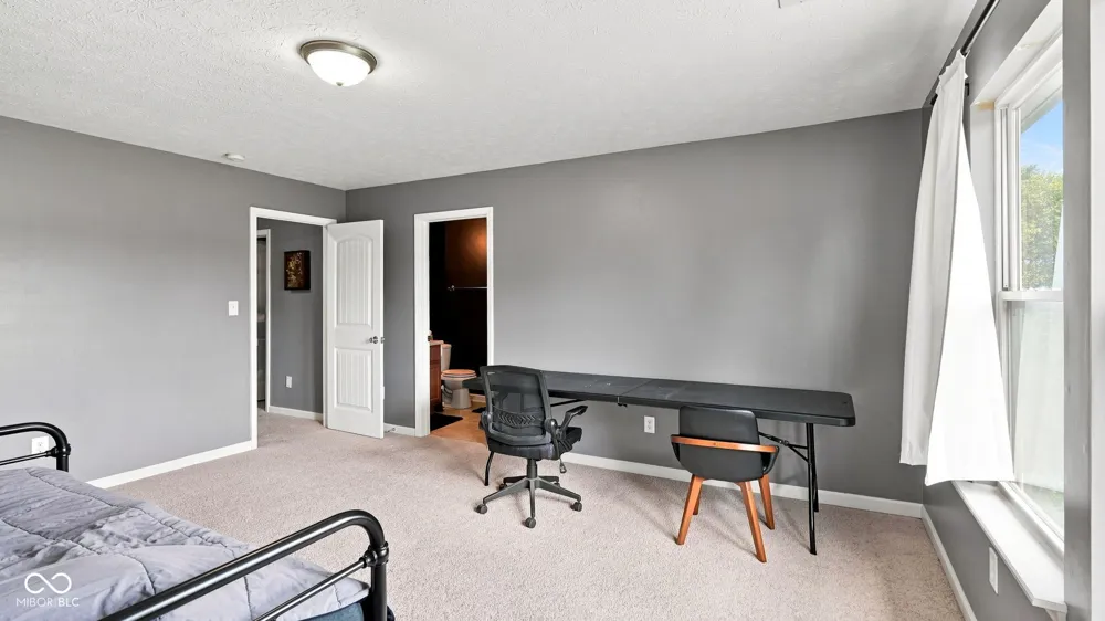 2535 Deer Creek Anderson, IN 46011