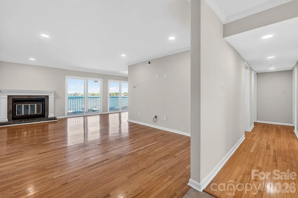 20407 Harborgate Court #404 Cornelius, NC 28031