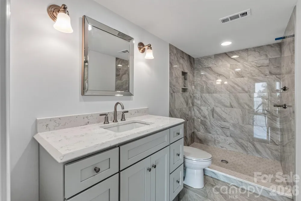 20407 Harborgate Court #404 Cornelius, NC 28031