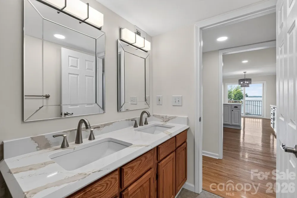 20407 Harborgate Court #404 Cornelius, NC 28031