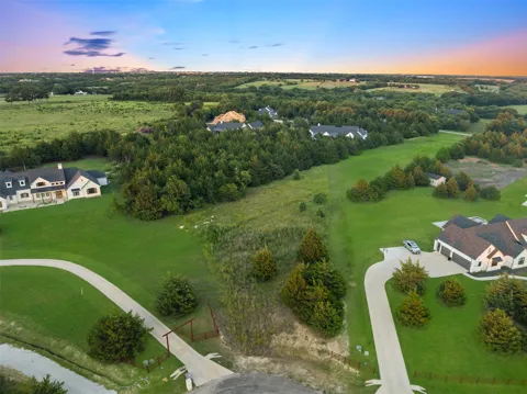 2612 Stonewall Lane