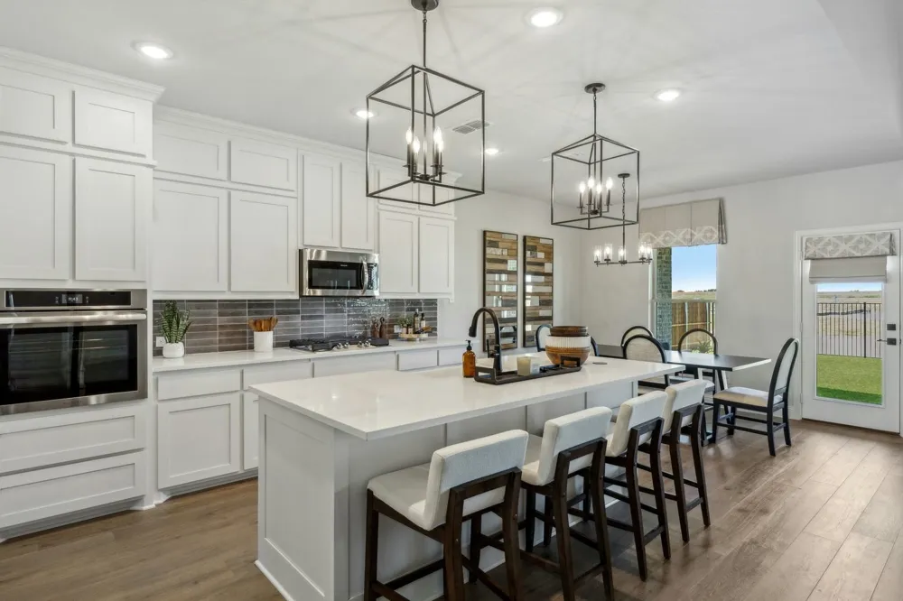 962 Richard Pittmon Drive DeSoto, TX 75115