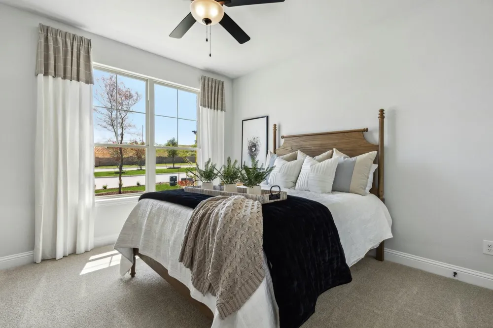 962 Richard Pittmon Drive DeSoto, TX 75115