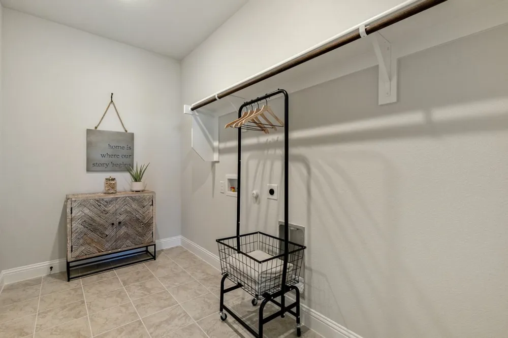 962 Richard Pittmon Drive DeSoto, TX 75115
